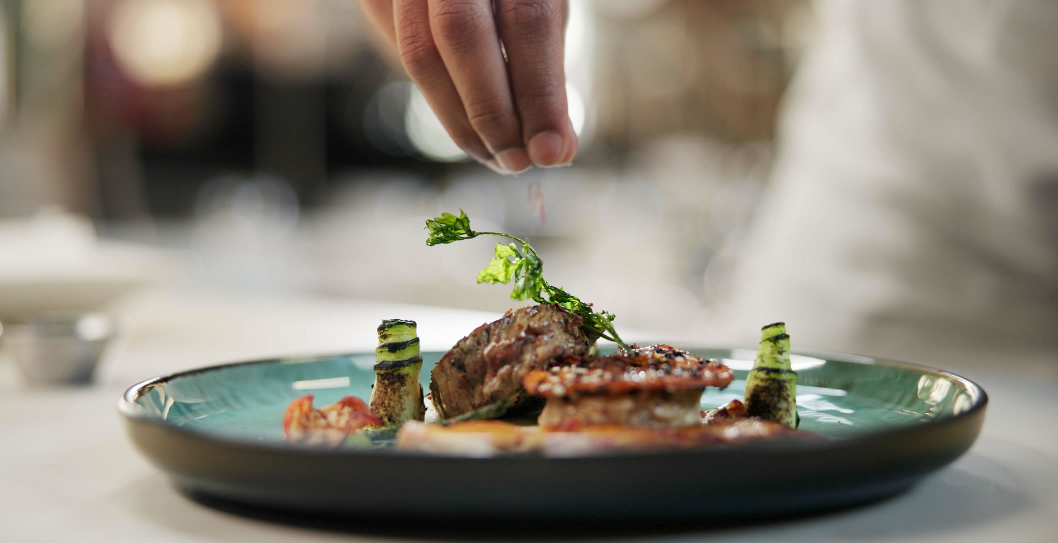 Sabine Huber | Küchenmeisterin & Certified Master Chef | Optimierung & Consulting für Küchenabläufe und Gastronomie © Shutterstock